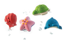 Load image into Gallery viewer, Plan Toys Sea Life Bath Set Little Twidlets 
