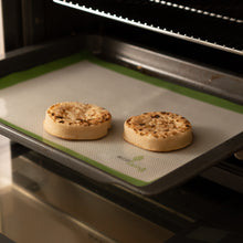 Load image into Gallery viewer, Reusable baking liner, Eco living | Little Twidlets
