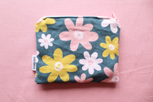 Load image into Gallery viewer, Handmade Coin Purse - Had Davies Little Twidlets
